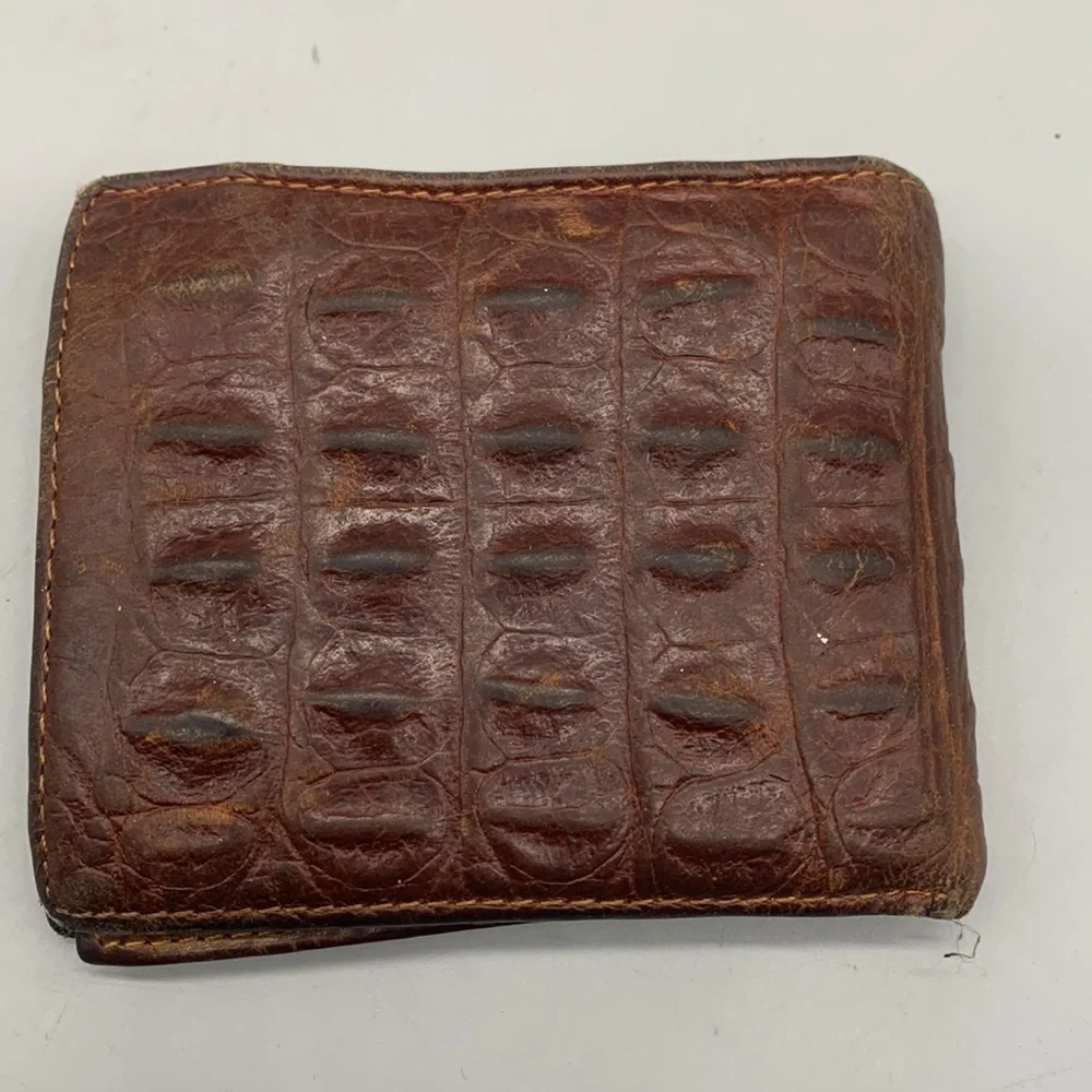 Paniao River Crocodile Skin Mens Wallet